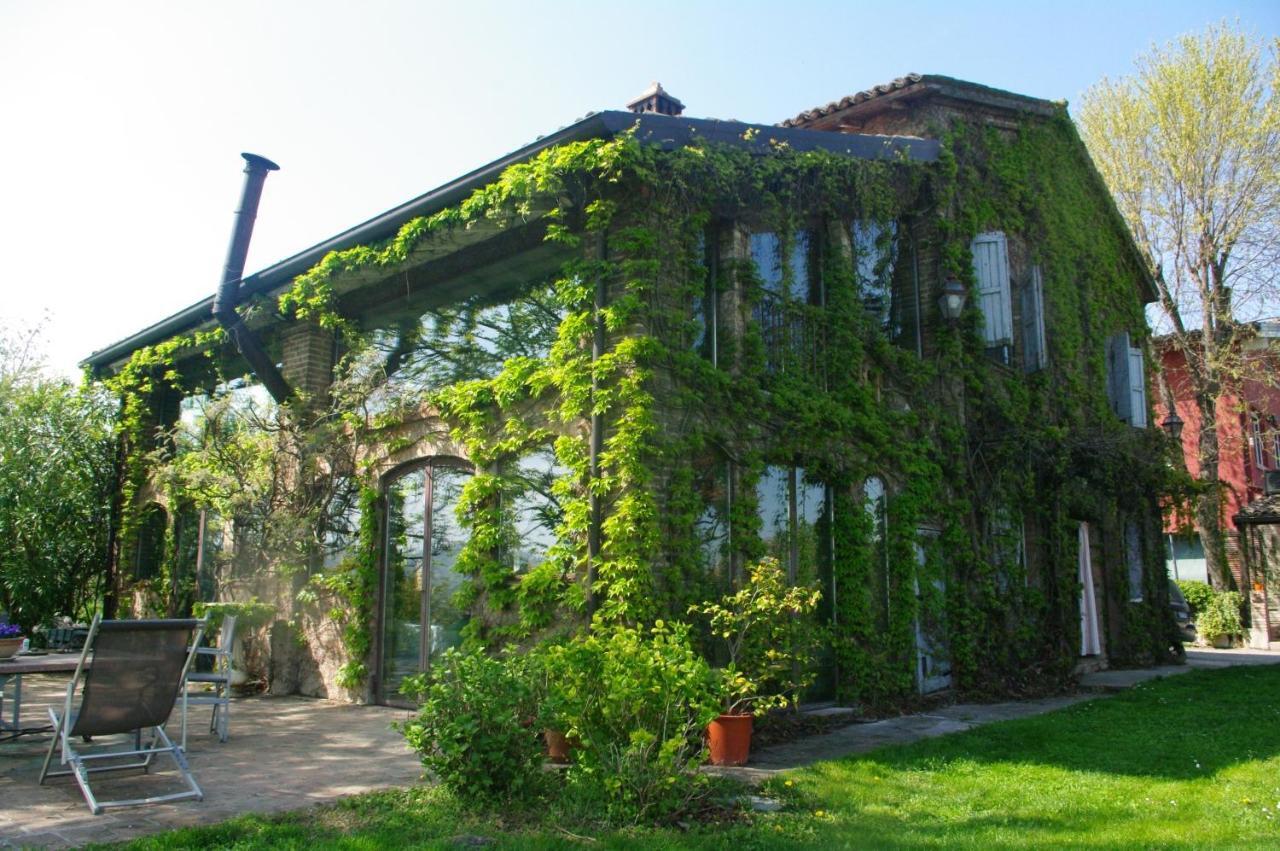 Villa La Casa Sopra Le Nuvole Medesano Exterior foto